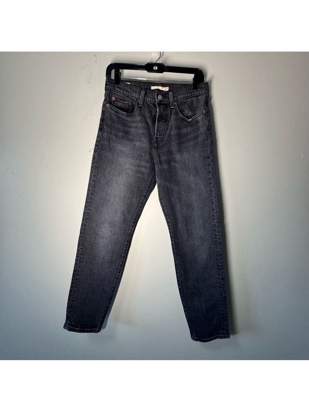 Levi's Premium Wedge Women's Cropped Jeans size 27
